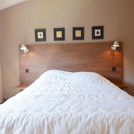 Family Villa, Profondeville بيت للعطل *