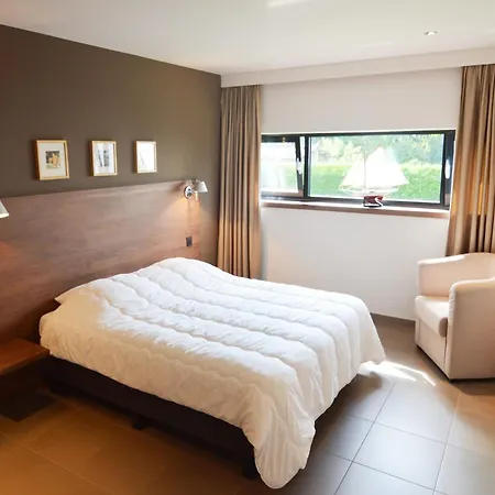 Family Villa, Profondeville Tatil Evi