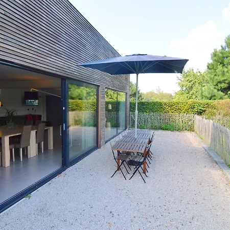 Family Villa, Profondeville بيت للعطل *